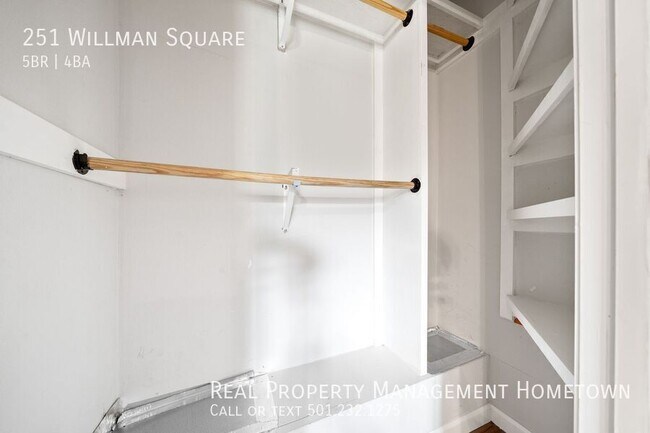 Building Photo - 251 Willman Square