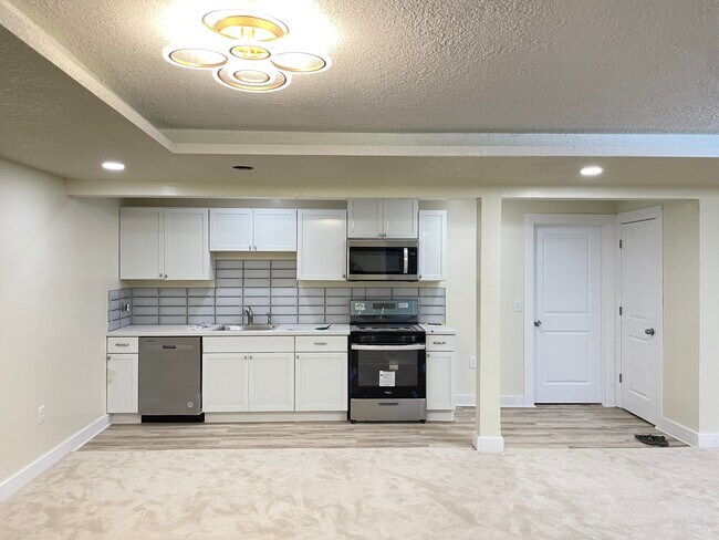 Building Photo - 8139 180th St W