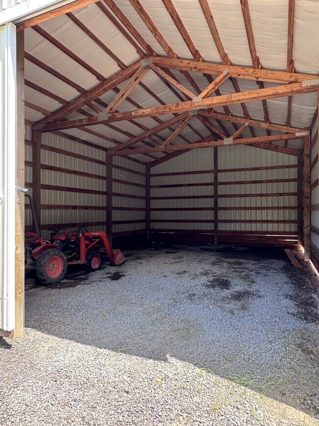Building Photo - Gorgeous Home on 23 Acres Includes 22x32 S...
