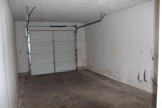 Building Photo - 4026 Parkwoods Ln