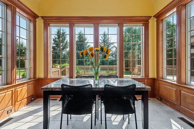 Building Photo - Rent to Own