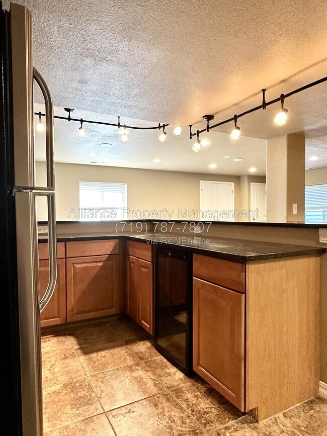 Building Photo - 2075 Bobcat Valley Ct