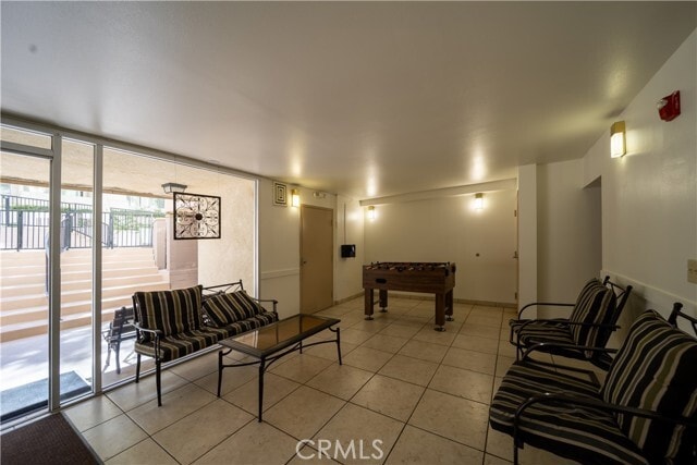 Building Photo - 5325 Newcastle Ave