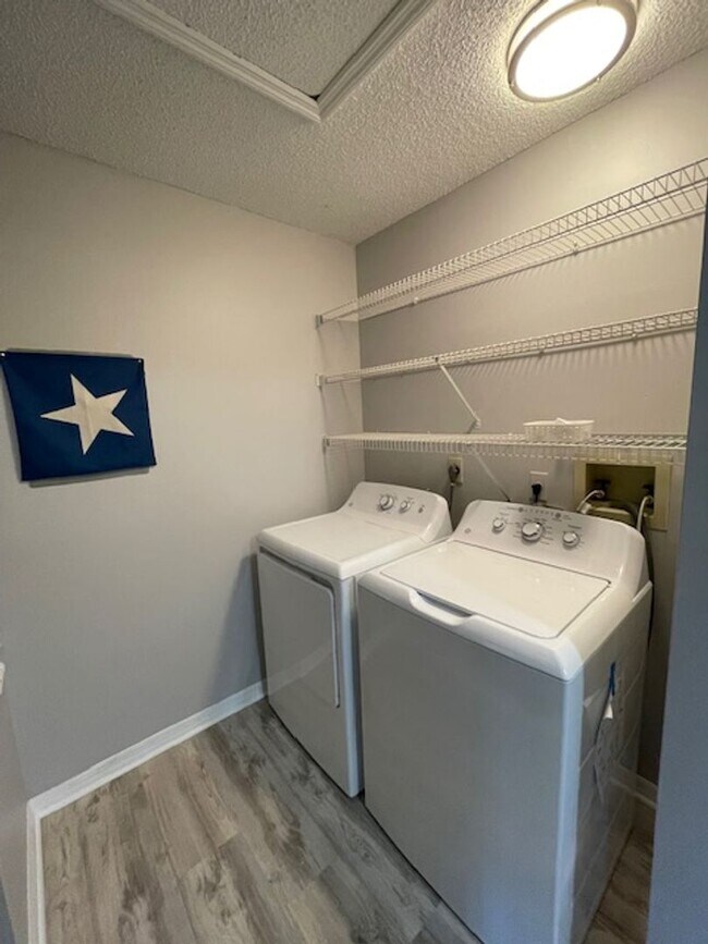 Building Photo - 2Bed/2Bath in the heart of Daytona Beach w/tons of amenities included in rent!