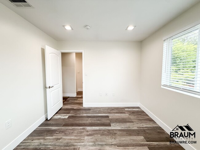Building Photo - 1622-1624 S. CARMELINA
