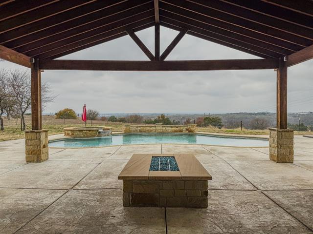 Building Photo - 1600 Oak Ridge Estates