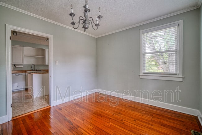 Building Photo - 534 Lucerne Dr