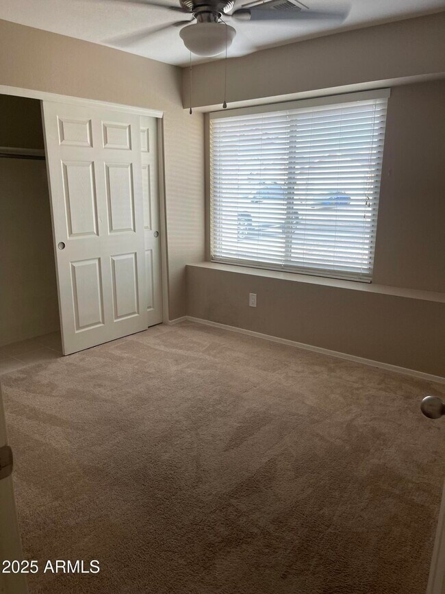 Building Photo - 3443 E Tonto Ln