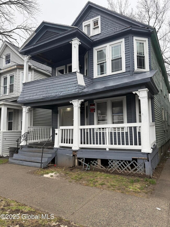 Building Photo - 541 Washington Ave
