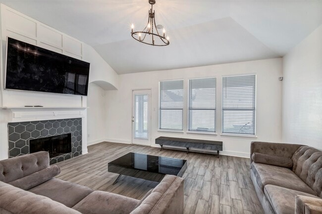 Building Photo - 22406 Miramar Crest Dr