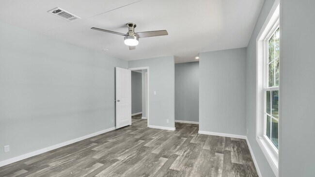 Building Photo - Cozy 3 bedroom 2 bathroom home in Hudson FL!!