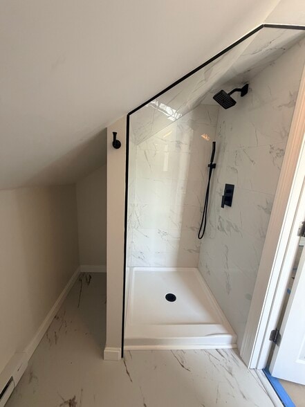 Bathroom - 37 Bowers St