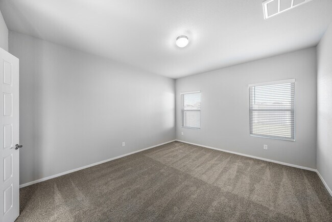 Building Photo - 311 Chesterfield Drive