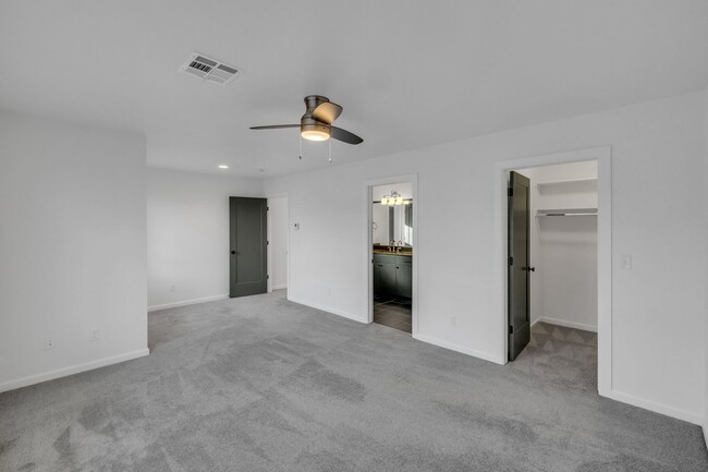 Building Photo - P.57 Kode Properties, LLC 1240-1242