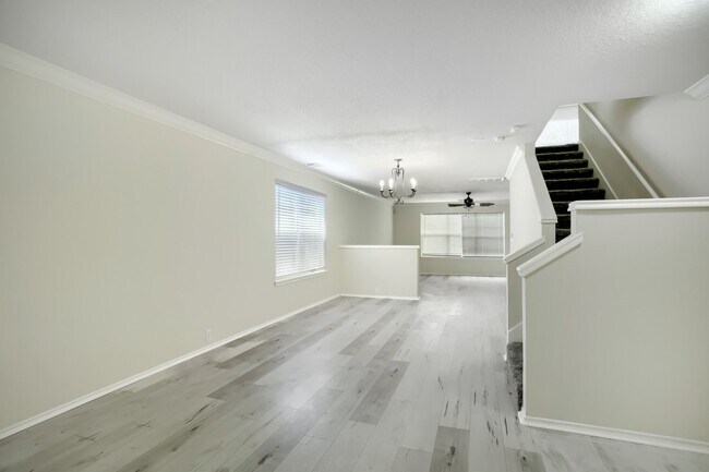 Building Photo - 10506 Sugar Trace Dr