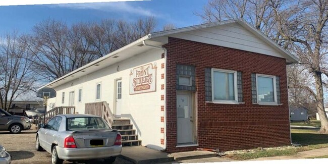 Primary Photo - Front Street Apartments