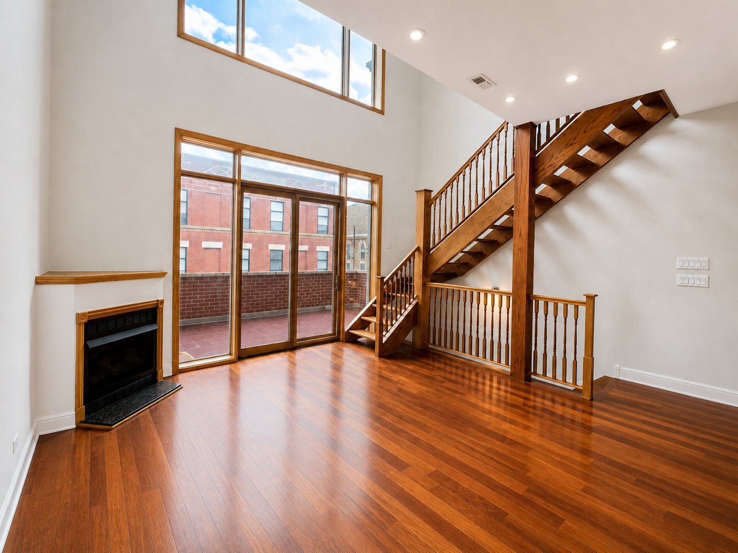 Building Photo - 1644 W Le Moyne St