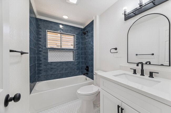 Building Photo - 3411 80th St