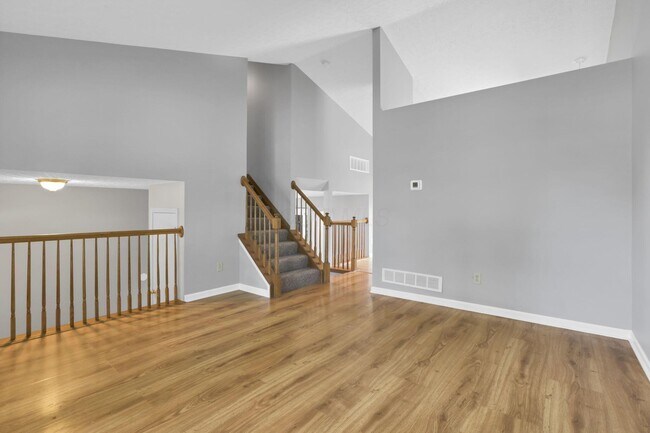 Building Photo - 933 Briaro St