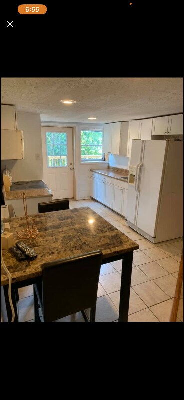 Building Photo - 1004 Belmont St