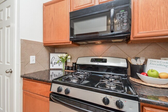 Building Photo - 12718 Boris Cove Trail