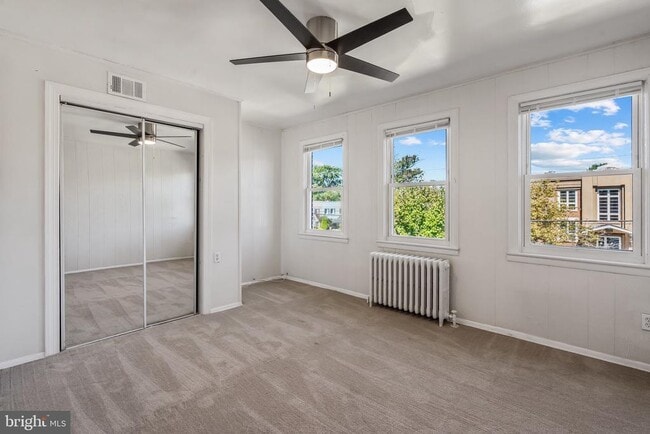 Building Photo - 1222 Oronoco St