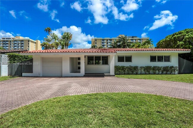 Building Photo - 2135 Arch Creek Dr