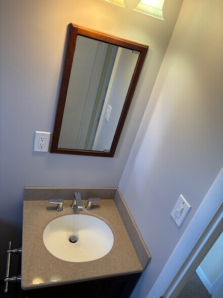 Sink in bathroom - 3515 Washington Blvd