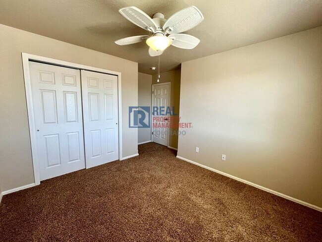 Building Photo - 10276 Deer Meadow Cir
