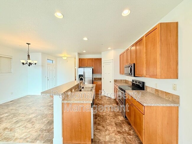 Building Photo - 3344 NW 47th Dr