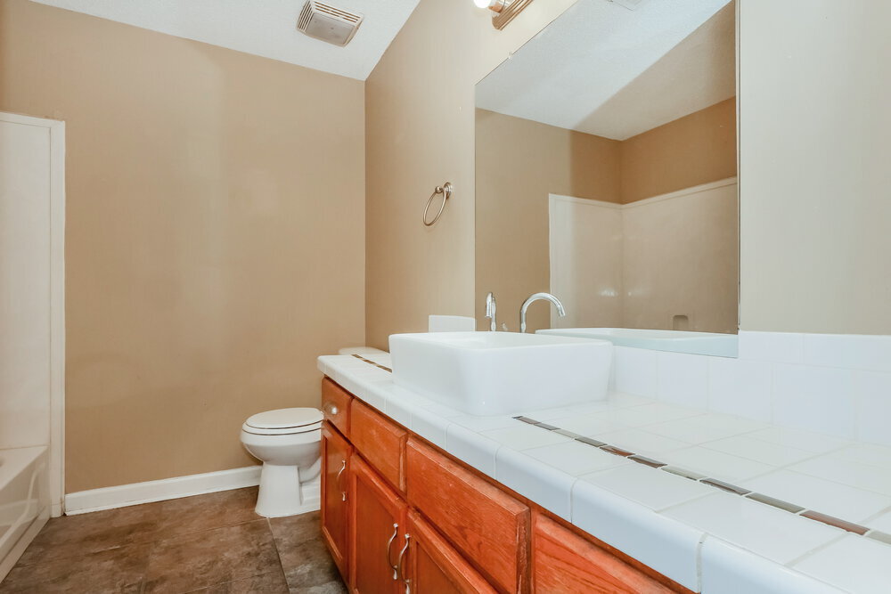 Building Photo - 6670 Tangleberry Cove