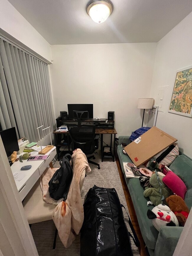 Building Photo - 1711 Massachusetts Ave NW