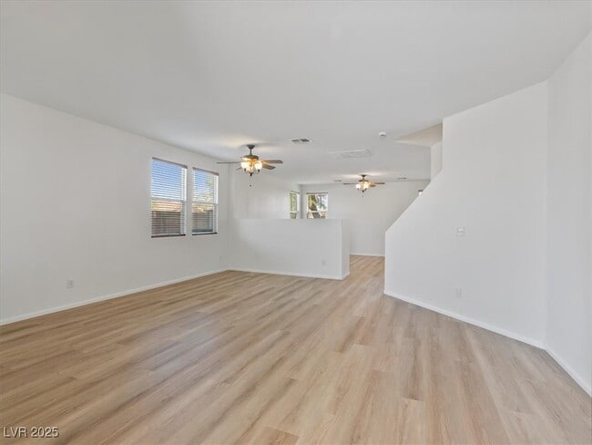 Building Photo - 4905 Apache Valley Ave