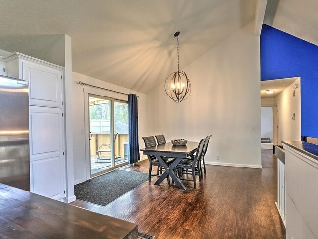 Building Photo - Papillion Home For Rent Near Offutt AFB