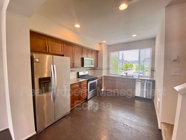 Primary Photo - 4410 136th St SE