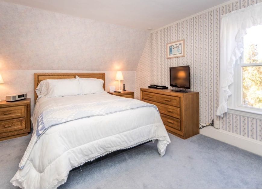 Building Photo - 41 Rich St