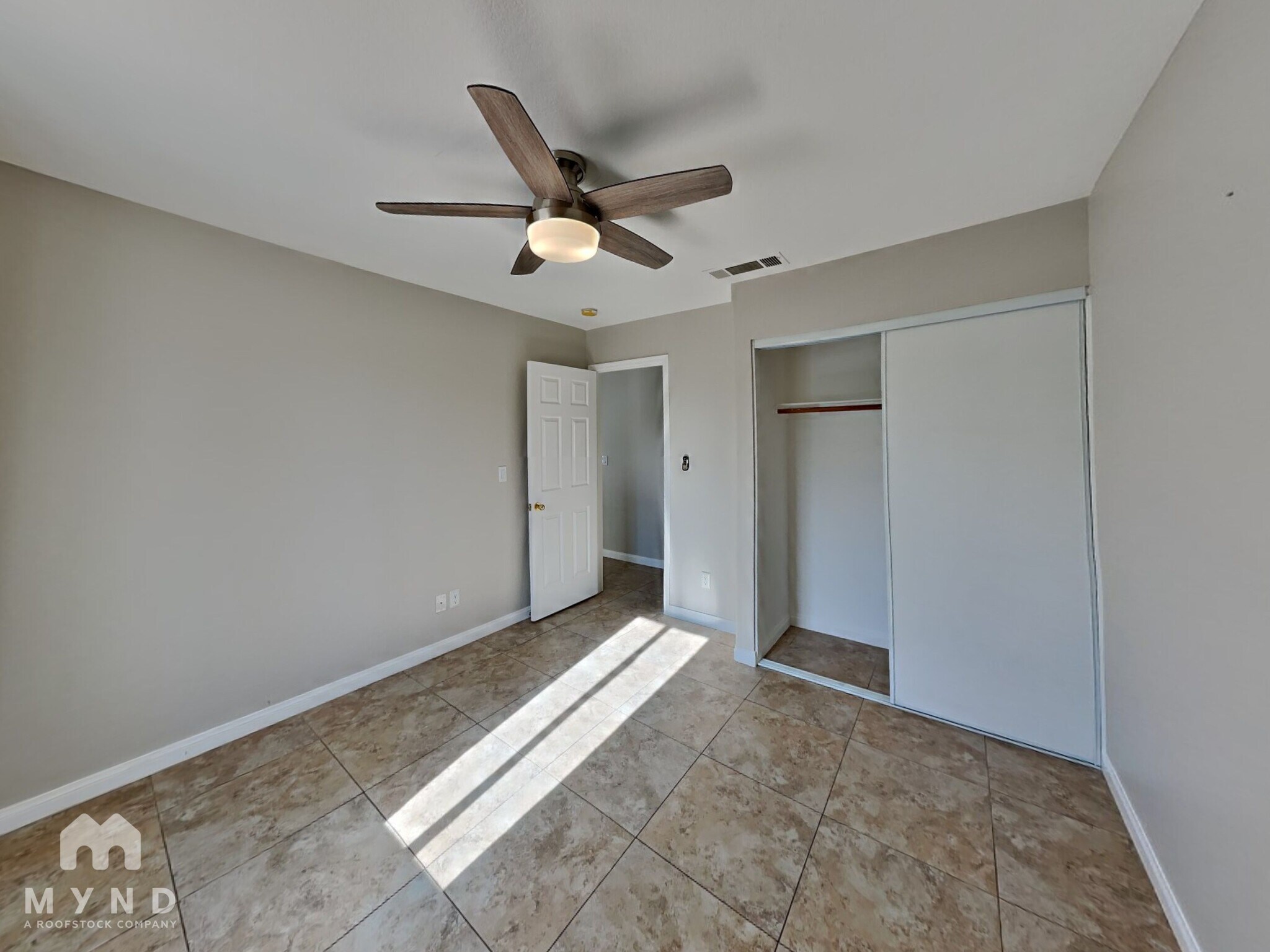 Building Photo - 1616 Scenic Peak St