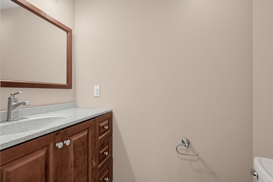 Building Photo - 13631 Winterspoon Ln