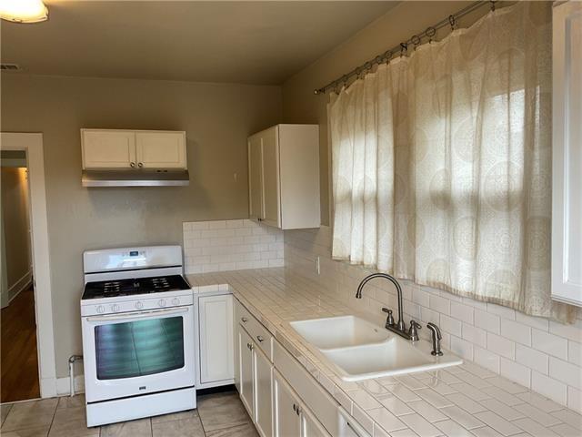 Building Photo - 433 Nursery Ave