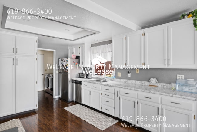 Building Photo - 1394 Switzerland Dr