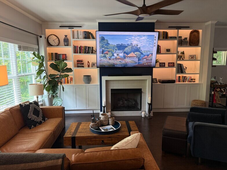 Living Area - 1235 Morton Trce SE