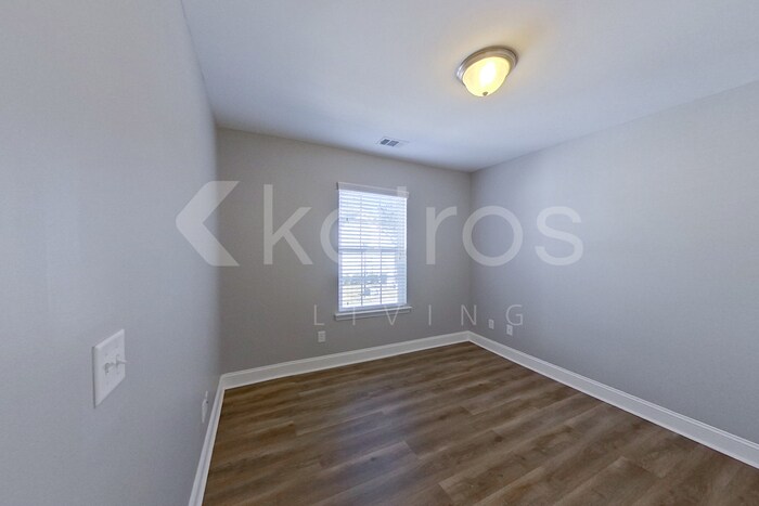 Building Photo - 807 Ferguson Ln