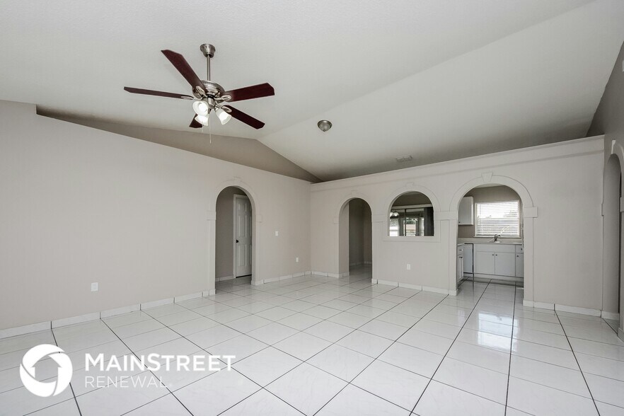 Building Photo - 106 Alcala Dr