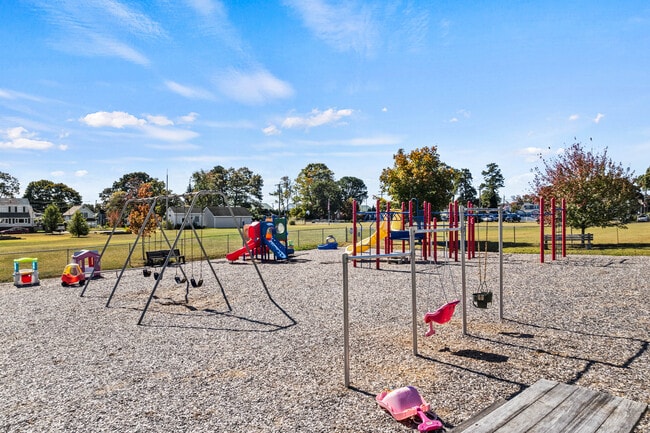 Building Photo - 14 High St