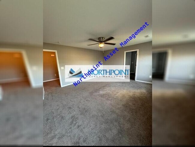 Building Photo - A beautiful 3 bed 2.5 bath home with a fen...