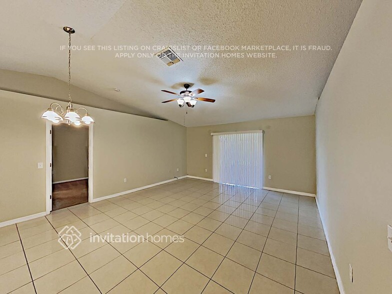Building Photo - 2131 Marisol Loop