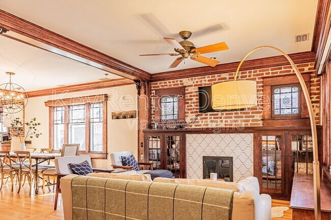 Building Photo - 740 S Corona St