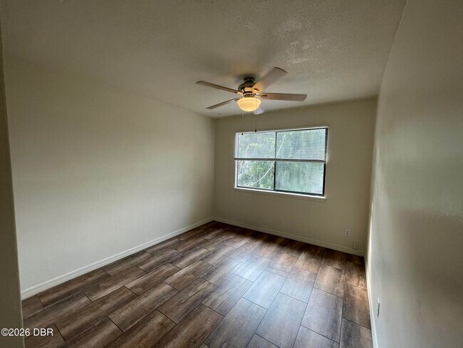 Building Photo - 1 Fair Oaks Cir