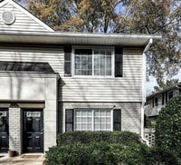 Building Photo - 6940 Roswell Rd
