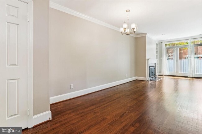Building Photo - 1158 N Pitt St